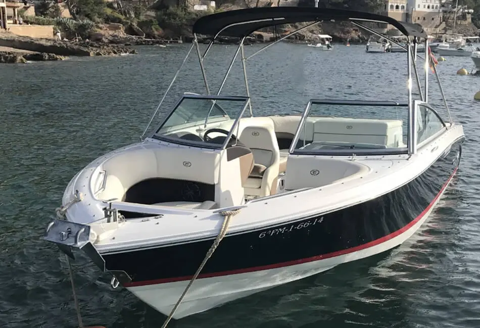 22.8 Ft Cobalt 220w available for charter