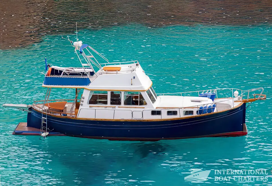 13.75/45ft Classic Myabca 45tr Boat available for charter