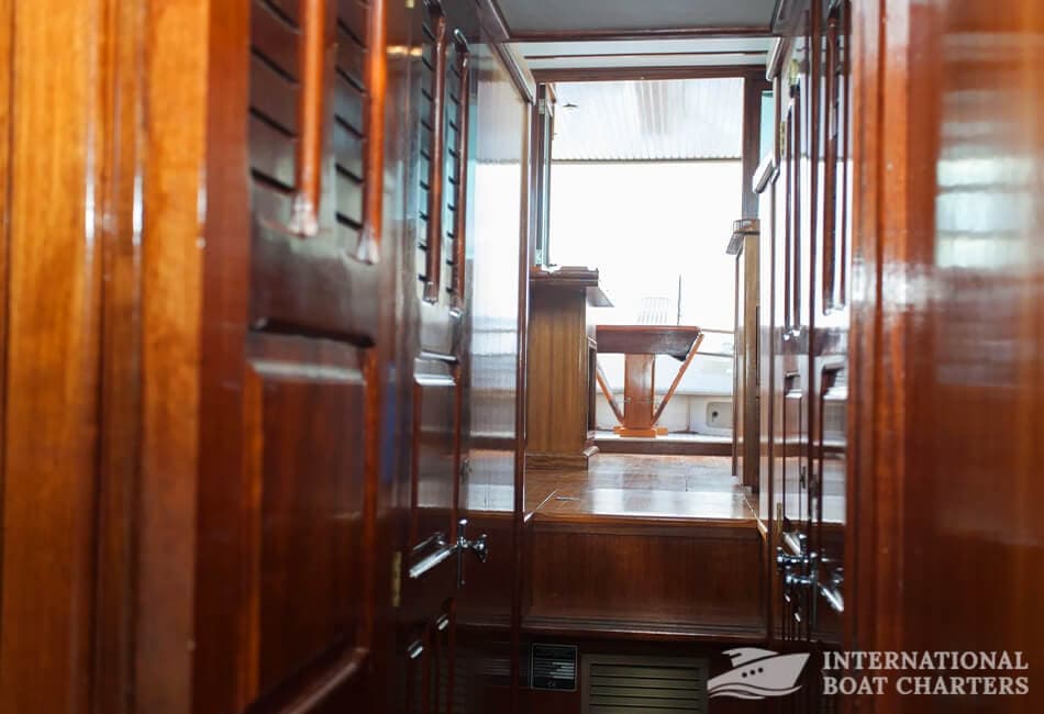 13.75/45ft Classic Myabca 45TR Boat gallery photo 5