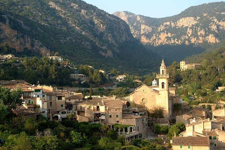 Palma de Mallorca Shore Excursion: Private Tour of Valldemossa, Soller and Serra de Tramuntana in Mallorca