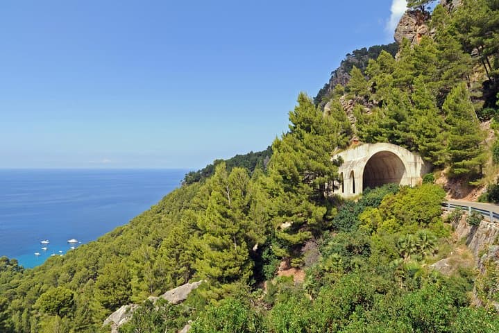 Explore Mallorca in Your Own Formula One Car photo highlight 10