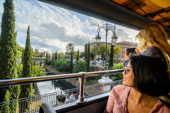 Palma de Mallorca Hop-On Hop-Off Bus Tour with Optional Boat in Mallorca