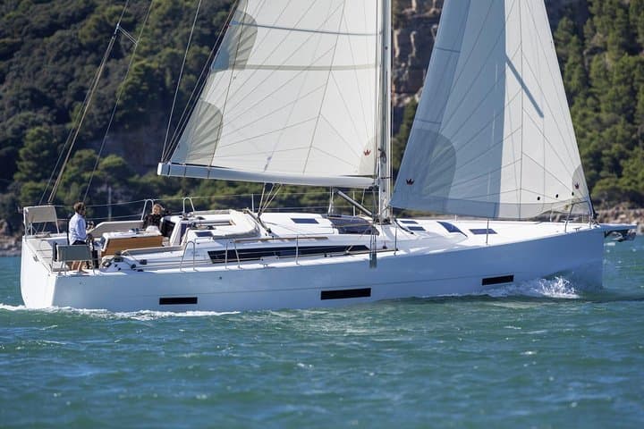 Mallorca Midday or Sunset Sailing with Light Snacks and Open Bar gallery photo 4