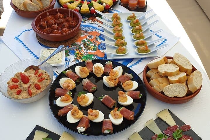 Mallorca Catamaran Small Group Cruise with Tapas gallery photo 4