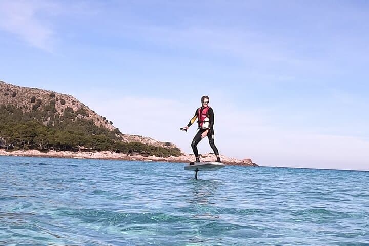 E-Foil Academy Mallorca | Learn to fly over the sea! photo highlight 5