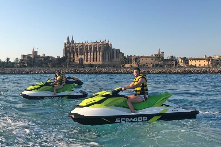 Jetski Tour to the Emblematic Palma Cathedral photo highlight 6