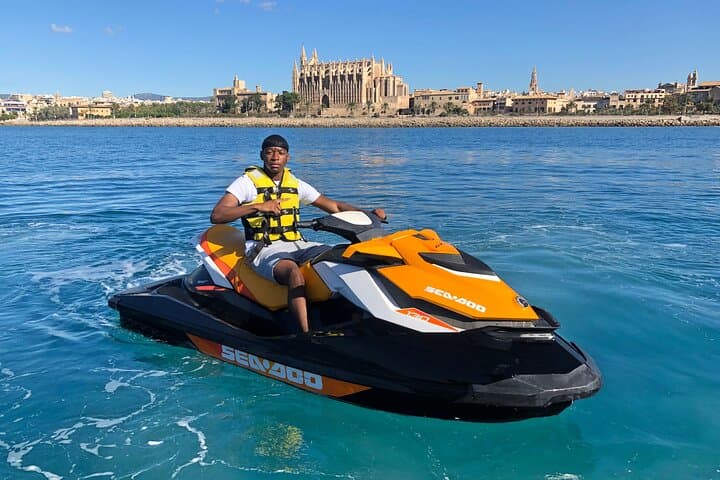 Jetski Tour to the Emblematic Palma Cathedral photo highlight 7