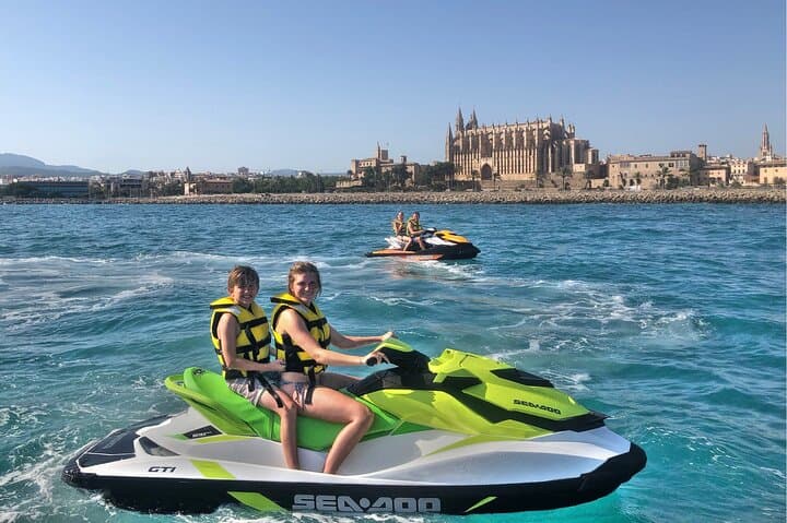 Jetski Tour to the Emblematic Palma Cathedral photo highlight 8