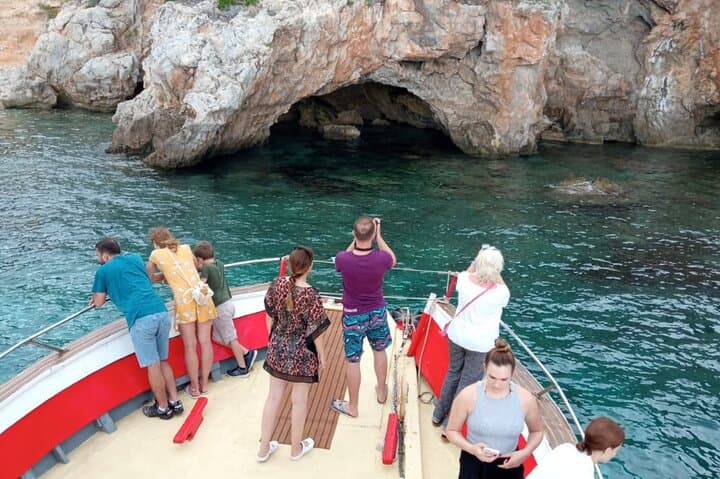 Boat tour in the Coral Natural Park in Cala Ratjada photo highlight 4