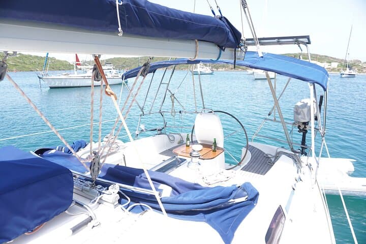 Full Day on a Private Sailboat in Mallorca снимка с акценти 5