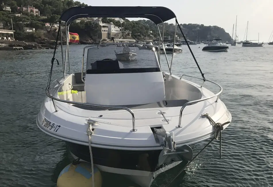 19.6 ft Pacific Craft 625O photo highlight 1