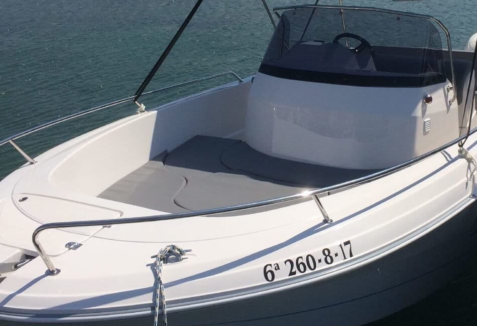 19.6 ft Pacific Craft 625O photo highlight 3