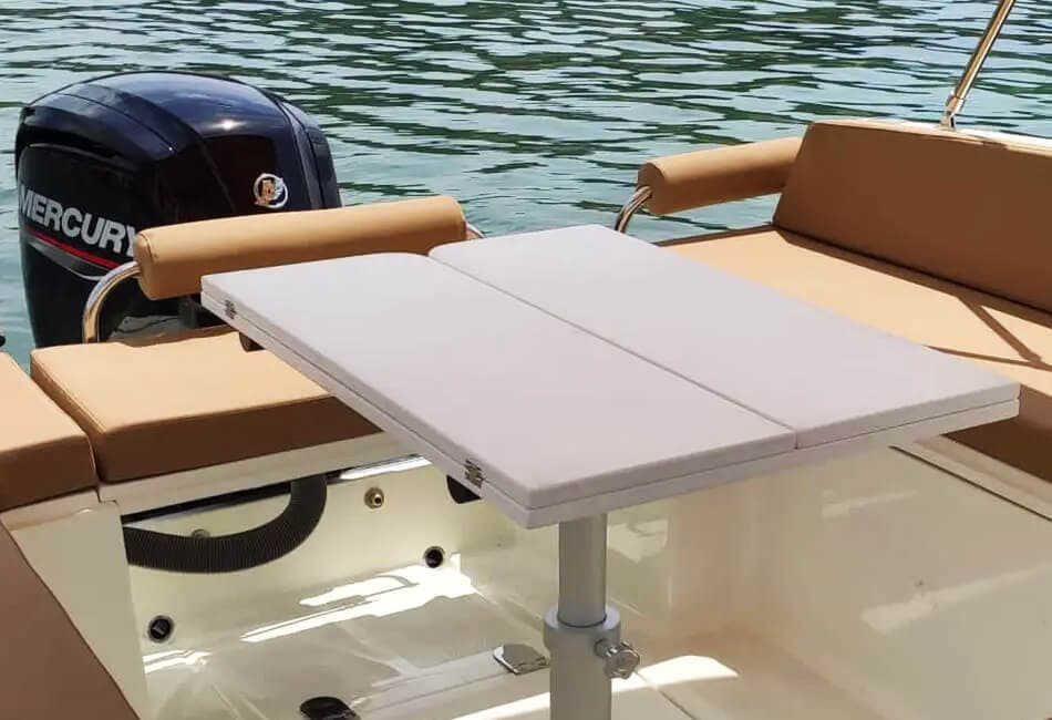19 Ft Nuva M6 Open Luxury Powerboat (with License) photo highlight 5