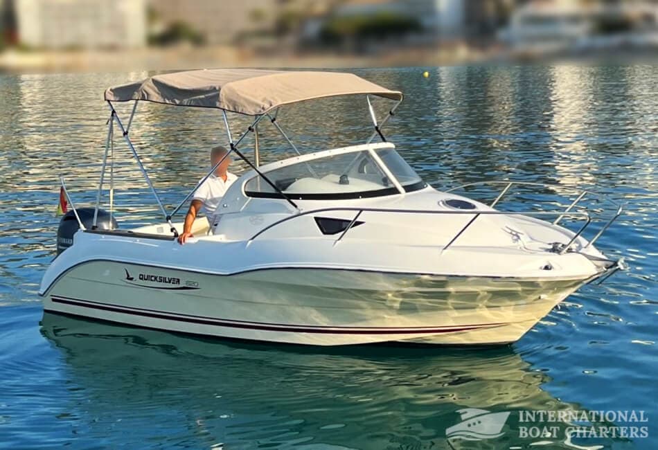 20 Ft Quicksilver 620 Motorboat Cabin Cruiser photo highlight 2
