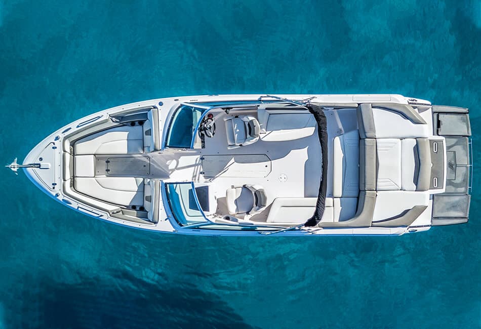 25.6 Ft Four Winns 260 Horizon Powerboat (with License) photo highlight 2