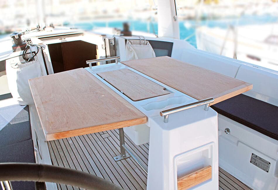 38 ft Oceanis Ocean photo highlight 12