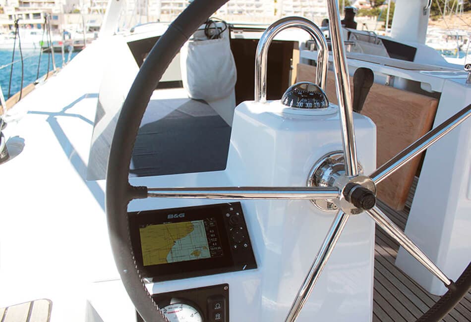 38.1 ft Oceanis Under Pressure photo highlight 16