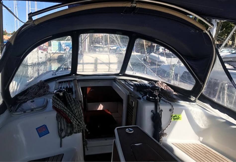 38.8 Ft Oceanis 40 Sailing Yacht XCH-2011 photo highlight 2