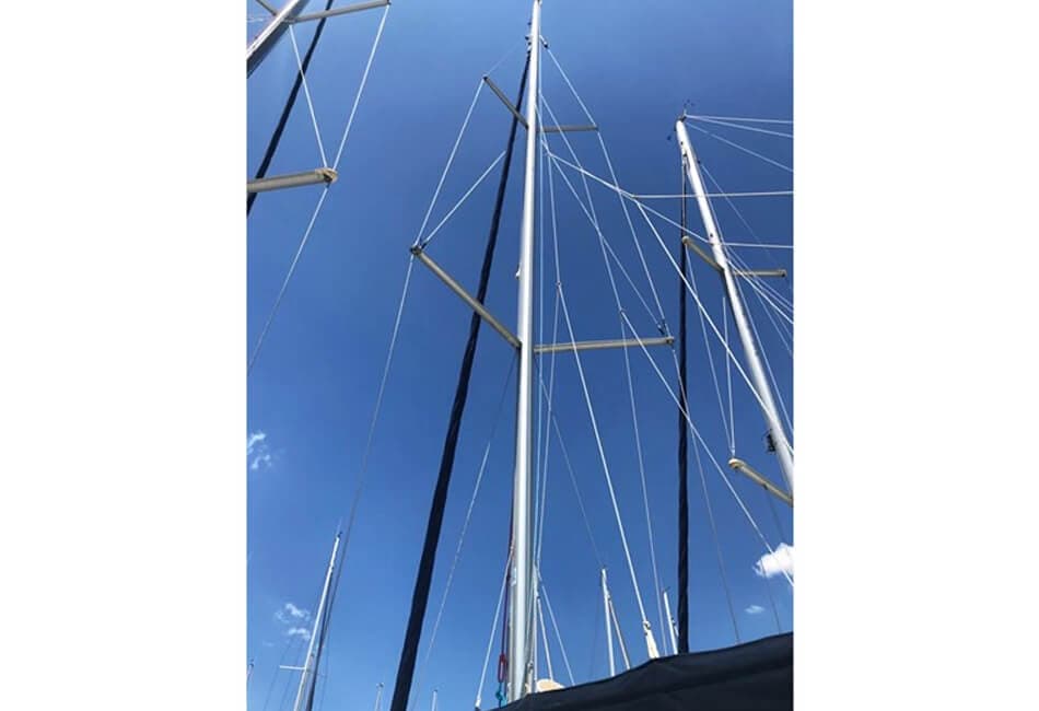 40.5 Ft Sun Odyssey 409 CA-2011 photo highlight 9