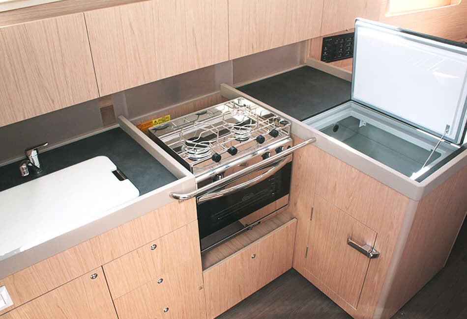 41.1 ft Oceanis Ibiza photo highlight 9