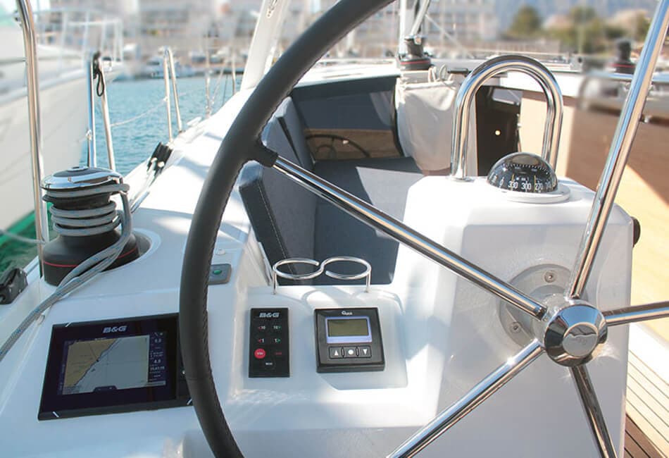 41.1 ft Oceanis Oasis photo highlight 14