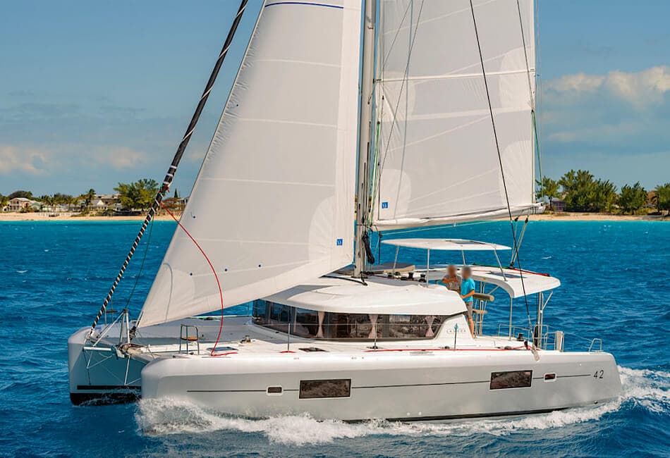 42 Ft Lagoon 42 Sailing Catamaran photo highlight 1