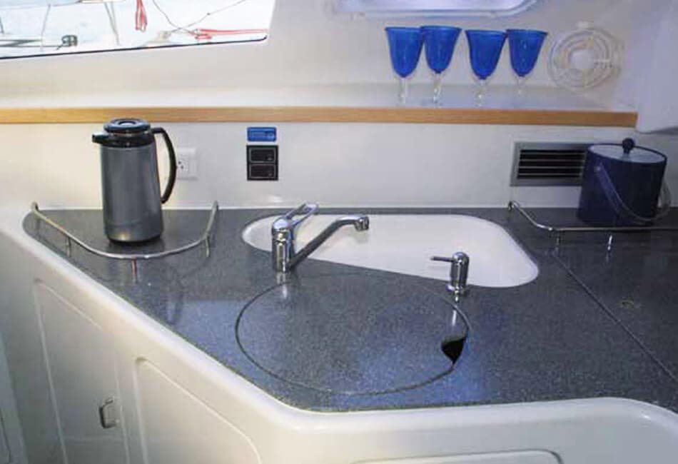 43.6 ft Voyage 440-R Catamaran photo highlight 16