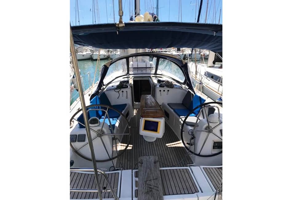 43 Ft Oceanis Sailing Yacht AXS-2008 photo highlight 2