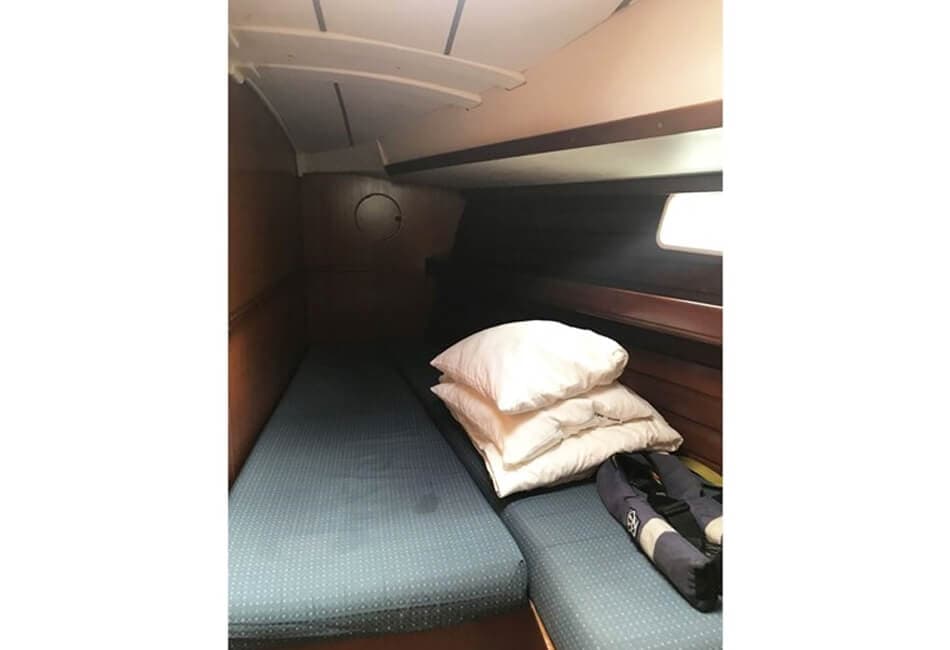 44.9 Ft Beneteau Oceanis 461 XP-2000 photo highlight 7