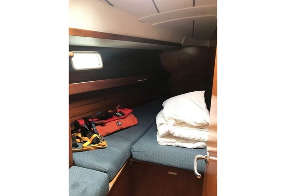 44.9 Ft Beneteau Oceanis 461 XP-2000 photo highlight 11