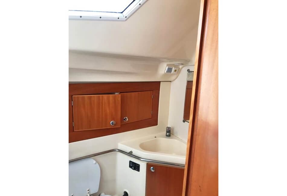 44 Ft Elan Impression 434 (2006) PC-2006 photo highlight 9
