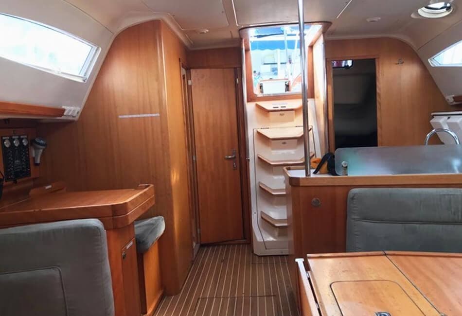 44 Ft Elan Impression 434 XC-2005 photo highlight 9