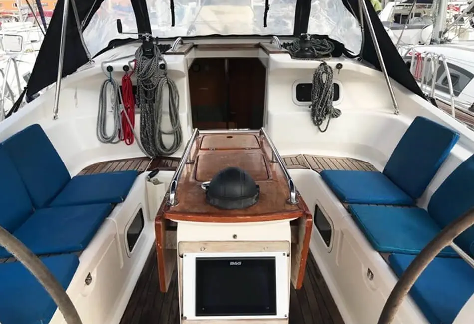44 Ft Elan Impression 434 XC-2005 photo highlight 2