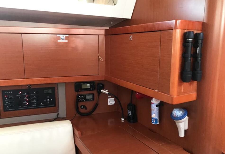 45.4 Ft Beneteau Oceanis 45 GF-2016 photo highlight 13