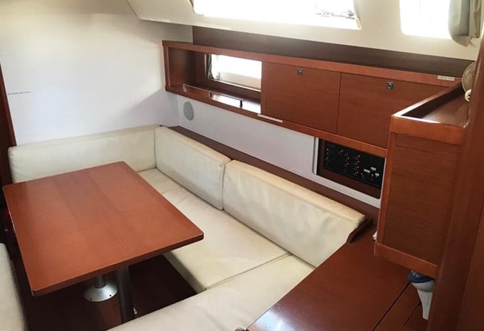 45.4 Ft Beneteau Oceanis 45 GT-2015 photo highlight 12