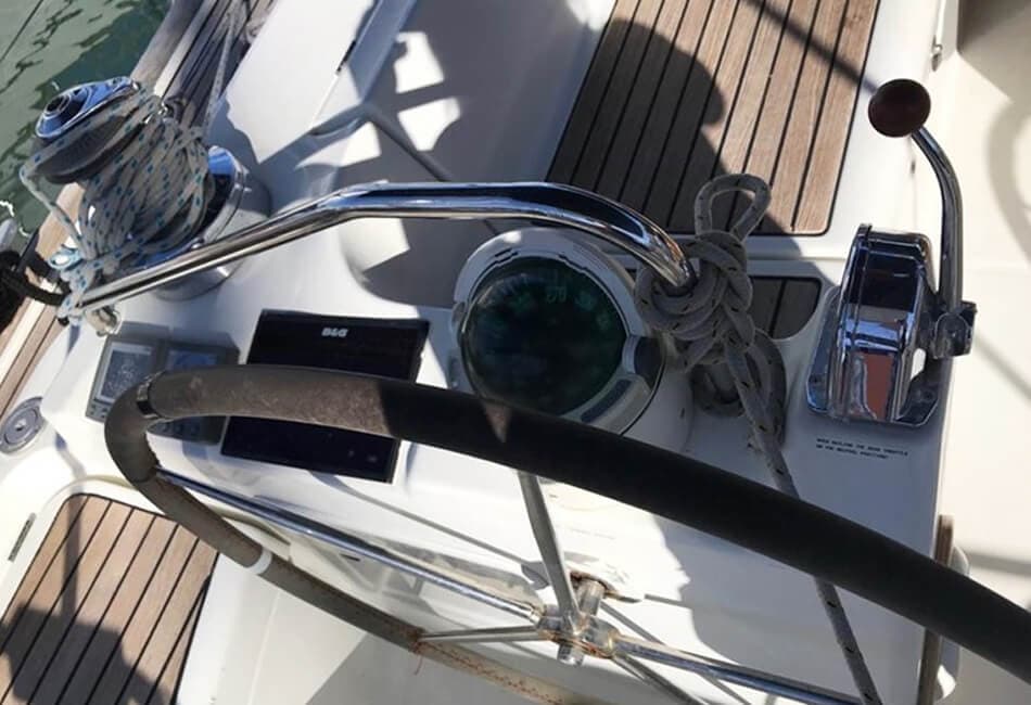 46.4 Ft Oceanis 473 Beneteau XS-2002 photo highlight 17