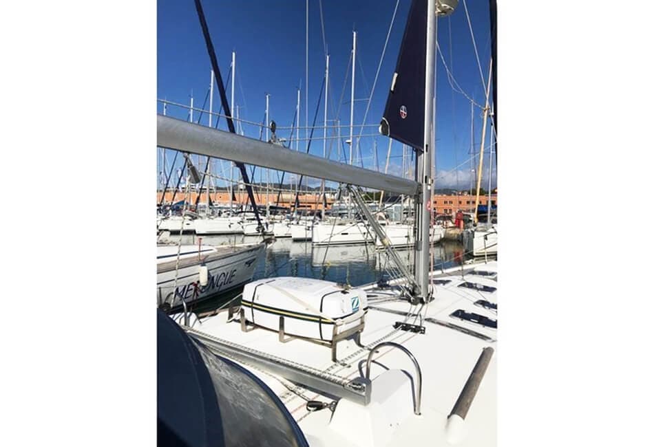 46.4 Ft Oceanis 473 Beneteau XS-2002 photo highlight 13