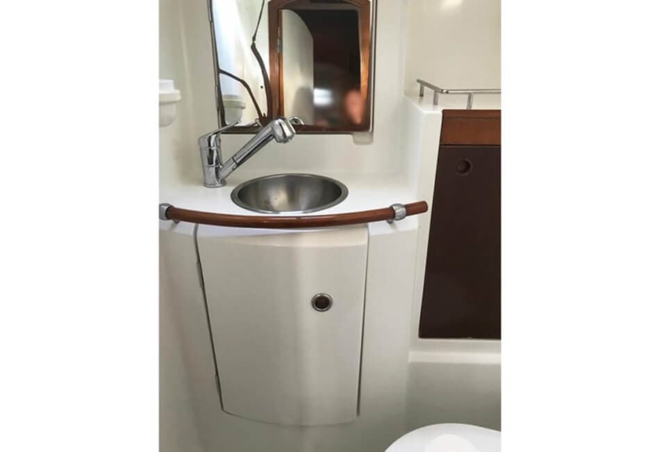 49.2 Ft Beneteau 50 (1997) MA-1997 photo highlight 8