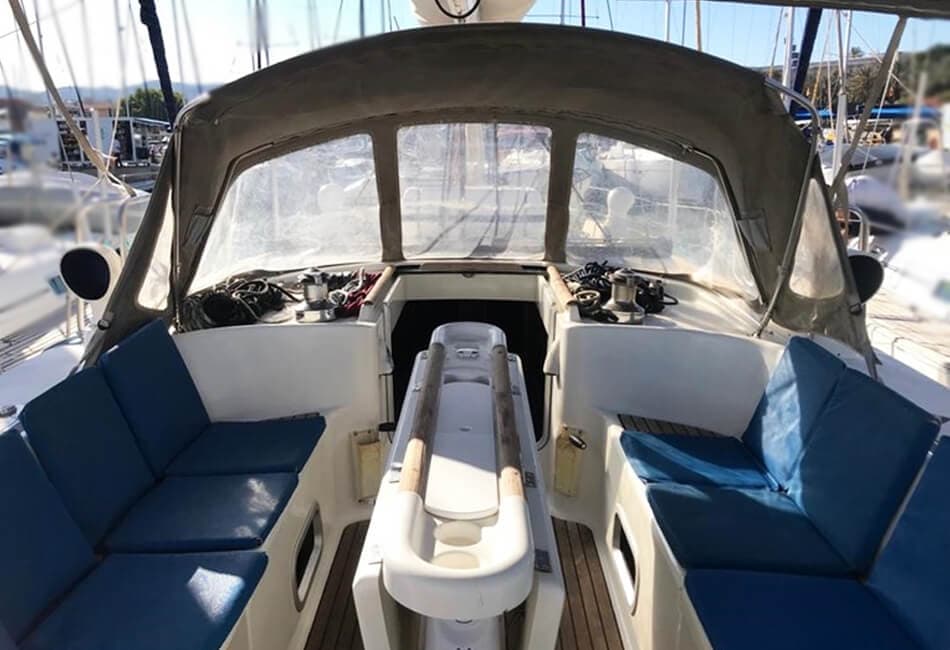 49.2 Ft Beneteau 50 (1997) MA-1997 photo highlight 2