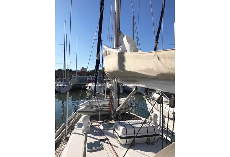 49.2 Ft Beneteau 50 (1997) MA-1997 photo highlight 15