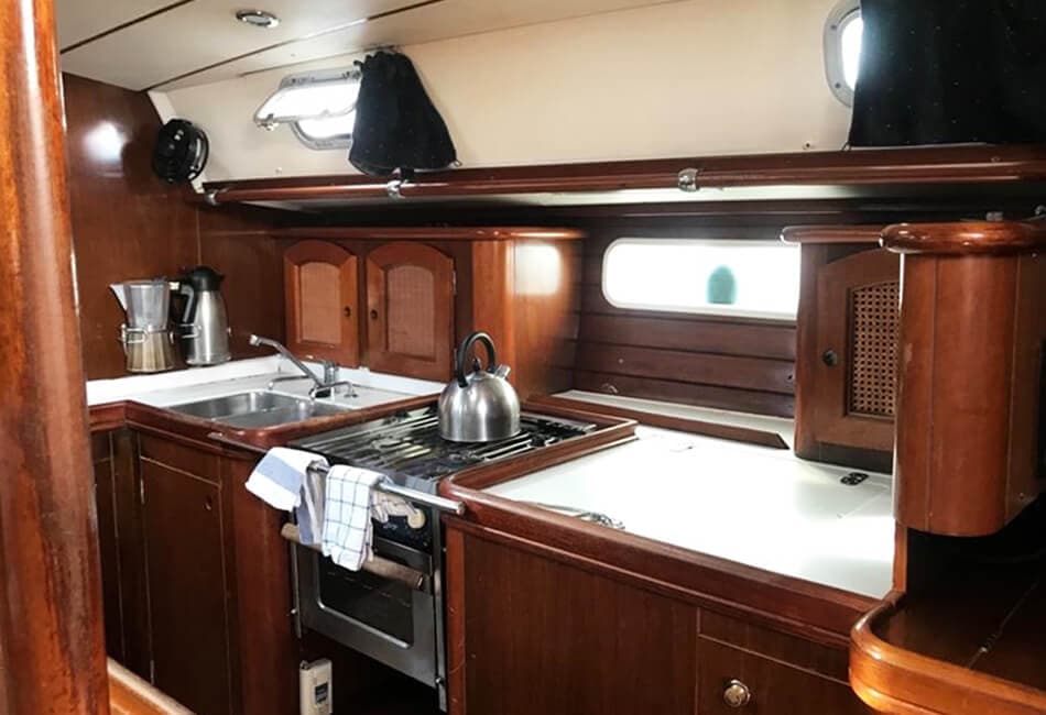49.2 Ft Beneteau 50 (1997) MA-1997 photo highlight 12