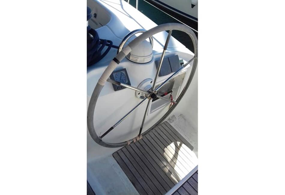 50.8 Ft Beneteau 50 BI-2004 photo highlight 4