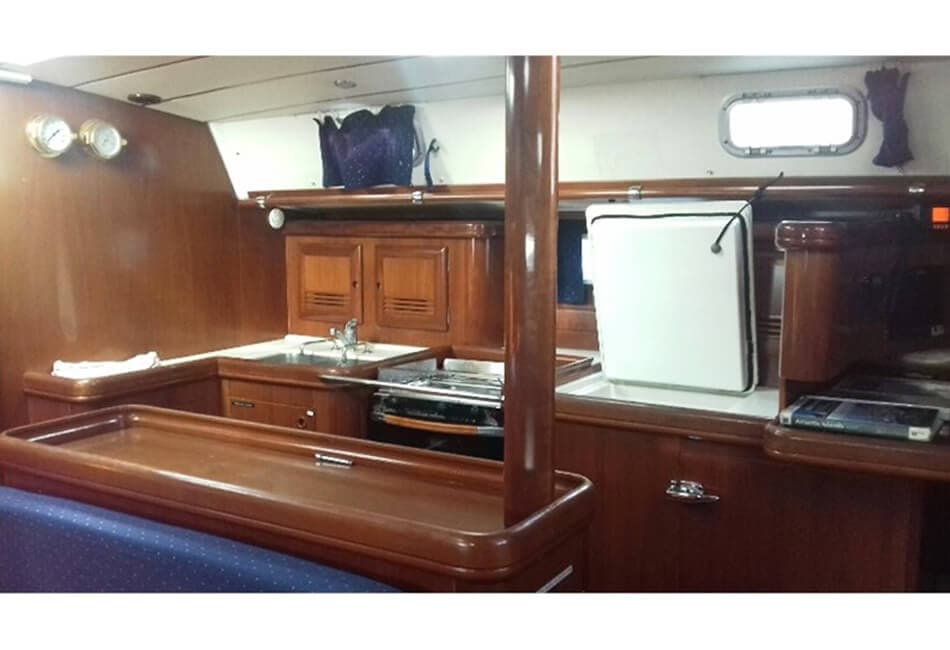 50.8 Ft Beneteau 50 BI-2004 photo highlight 3