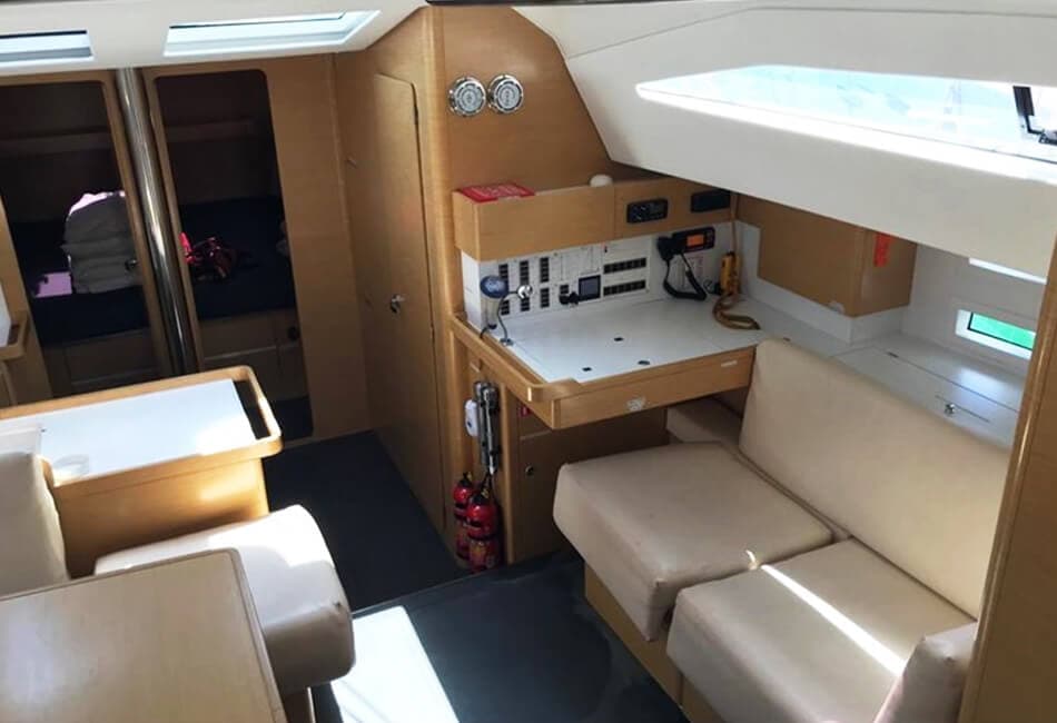 50 Ft Elan Impression 50 MT-2015 photo highlight 9