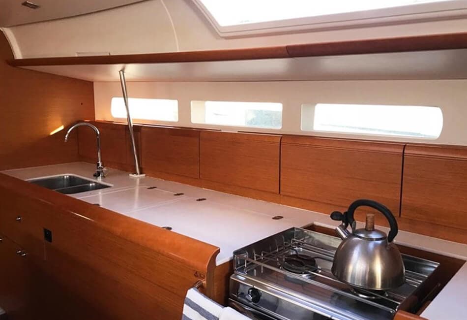 51.7 Ft Sun Odyssey 519 AB-2017 photo highlight 7