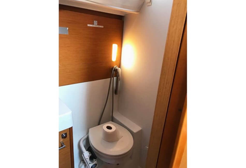 51.7 Ft Sun Odyssey 519 AB-2017 photo highlight 3