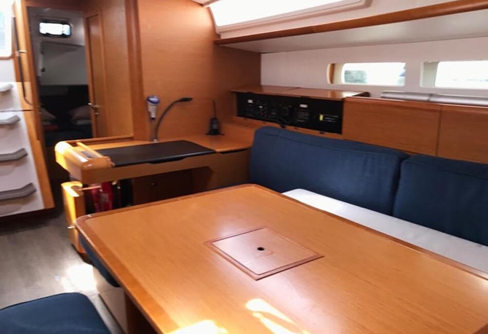 51.7 Ft Sun Odyssey 519 AC-2017 photo highlight 9