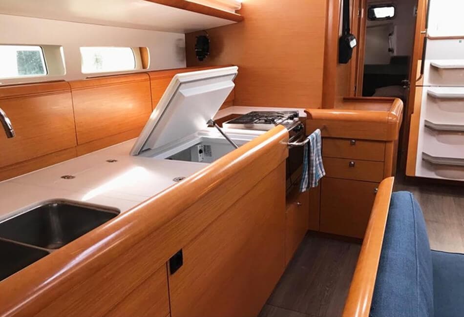 51.7 Ft Sun Odyssey 519 AC-2017 photo highlight 5