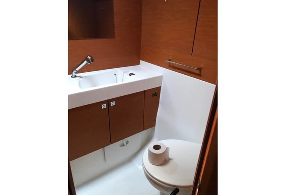 51.7 Ft Sun Odyssey 519 AC-2017 photo highlight 10
