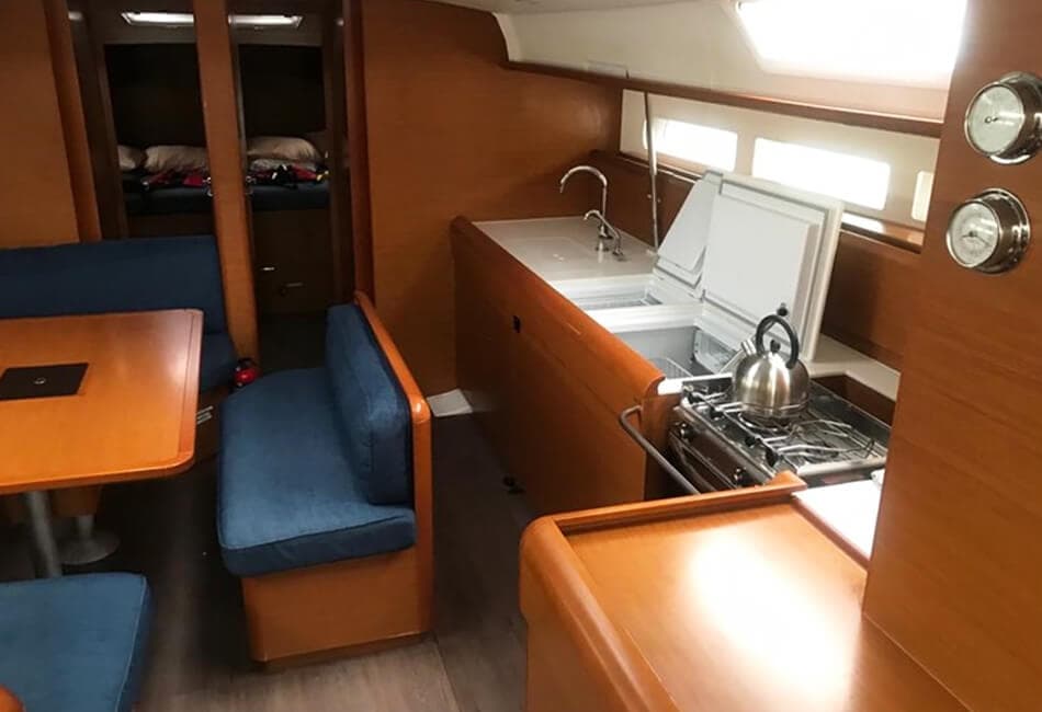 51.7 Ft Sun Odyssey 519 AJ-2018 photo highlight 9